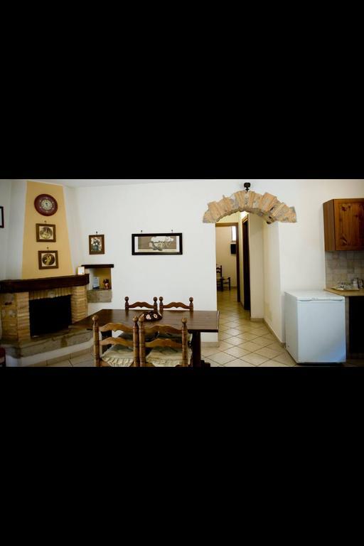 Bed And Breakfast Mblo Fondi Exterior photo